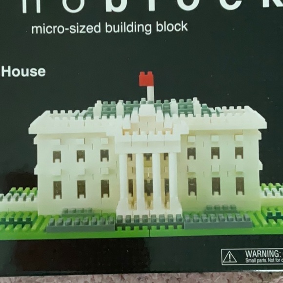 NANO BLOCKS LOT OF FIVE SETS - Picture 2 of 6